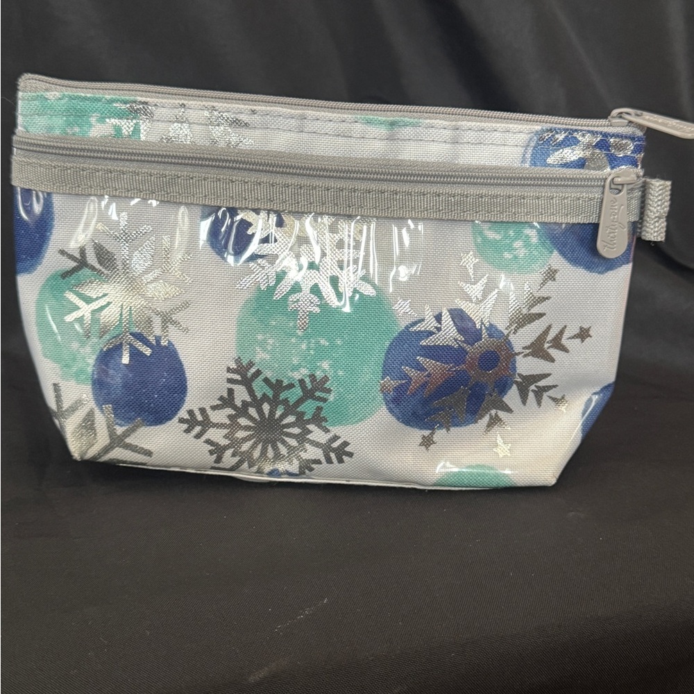 Thirty-One Clear Clip Zipper Pouch in Snowflake Sparkles | NWOP